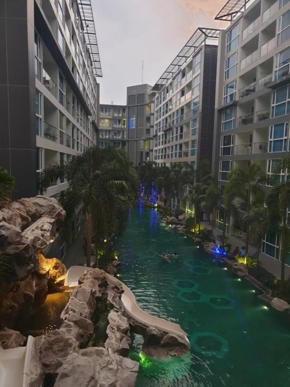 Centara Avenue 2 Bedrooms Pool View Pattaya Eksteriør bilde